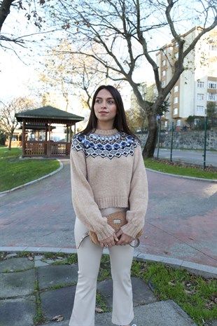 Str Etnik Desenli Kahve Kazak
