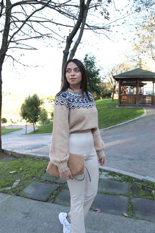 Str Etnik Desenli Kahve Kazak