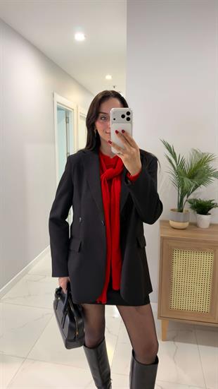 Kosowa Siyah Düğmeli Blazer Ceket