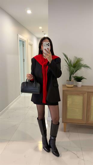 Kosowa Siyah Düğmeli Blazer Ceket