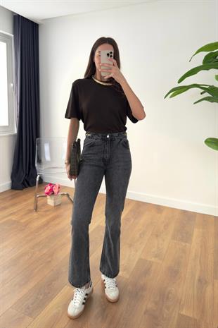 Larissa Füme Gold Zincir Detaylı Straight Jean