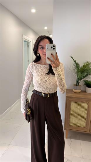 Ledra Ekru Dantel Geniş Yaka Bluz