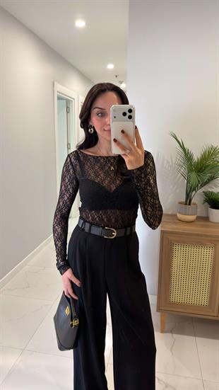 Ledra Siyah Dantel Geniş Yaka Bluz