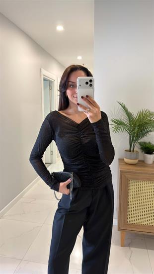 Lefone Siyah Önü Büzgülü Transparan Bluz