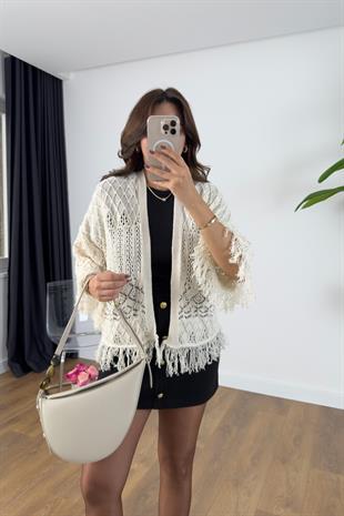 Lesan Ekru Baklava Desenli Püsküllü Hırka
