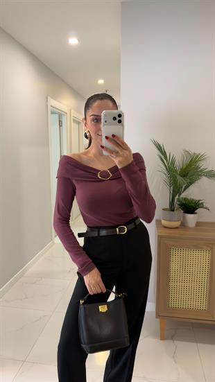 Lesora Bordo Gold Toka Detaylı Kayık Yaka Bluz