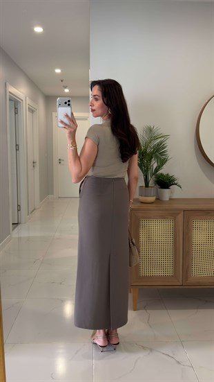 Linna Vizon Yandan Düğmeli Arkası Yırtmaçlı Etek