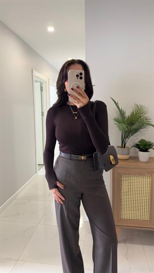 Lioren Acı Kahve Parmak Geçirme Detaylı Bluz