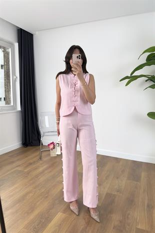 Lisa Pembe Düğme Detaylı Yelek Pantolon Takım