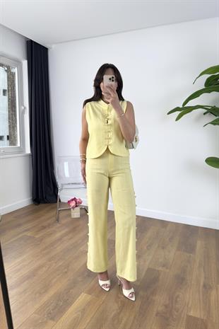 Lisa Sarı Düğme Detaylı Yelek Pantolon Takım