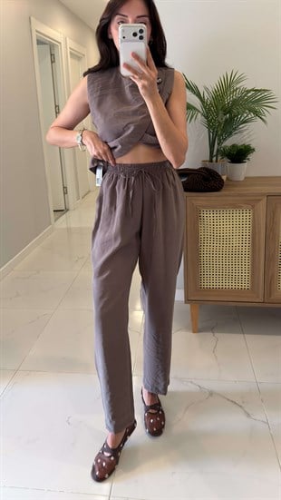 Lisra Vizon Düğme Detaylı Yelek Pantolon Takım
