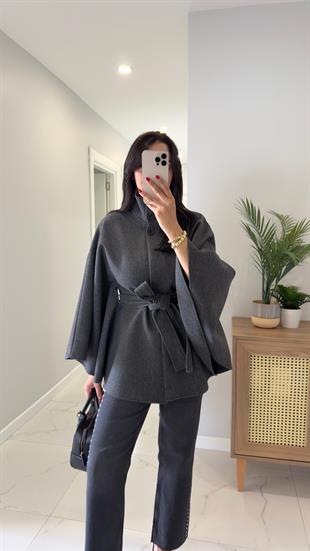 Luffy Antrasit Kuşaklı Kaşe Panço