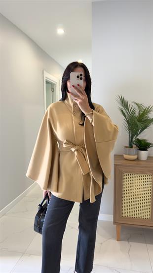 Luffy Camel Kuşaklı Kaşe Panço