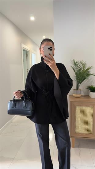 Luffy Siyah Kuşaklı Kaşe Panço