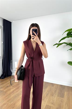 Manas Bordo Yelek Pantolon Kuşaklı Takım