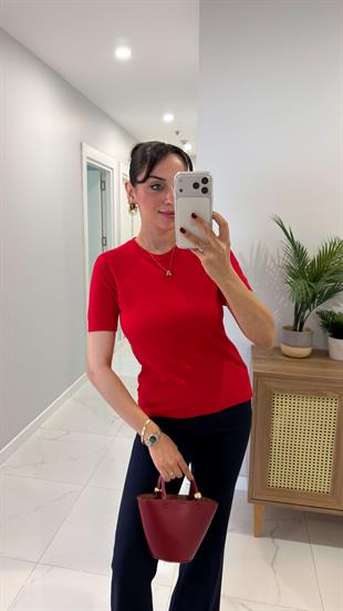 MD Asilla Kırmızı Basic Kısa Kol Triko