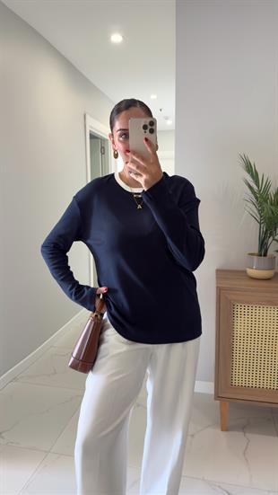 MD Esse Lacivert Yakası Biyeli Uzun Kol Bluz