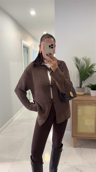 MD Hokka Kahve Düğmeli Hırka
