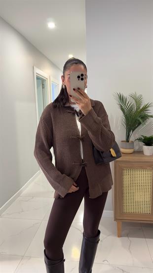MD Hokka Kahve Düğmeli Hırka