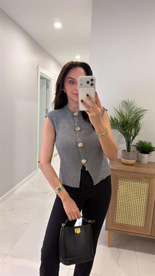 MD Reflas Gri Gold Toka Detaylı Triko Yelek