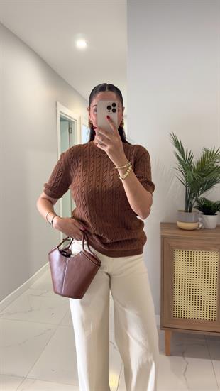 MD Tita Kahve Örme Detaylı Kısa Kol Triko