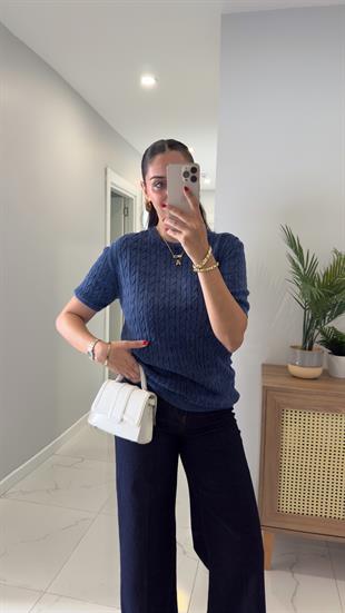 MD Tita Lacivert Örme Detaylı Kısa Kol Triko