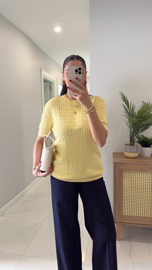 MD Tita Sarı Örme Detaylı Kısa Kol Triko