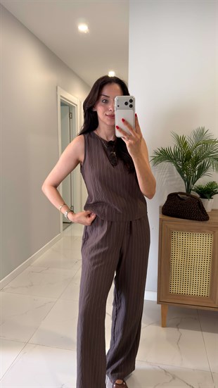 MD Vude Kahve Çizgili Kolsuz Bluz Pantolon Takım