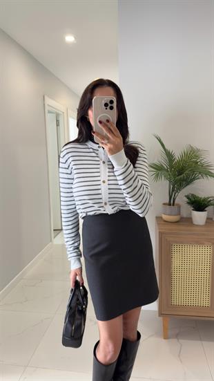 MD Wies Beyaz Gri Çizgili Hırka