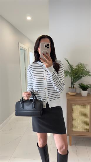 MD Wies Beyaz Gri Çizgili Hırka