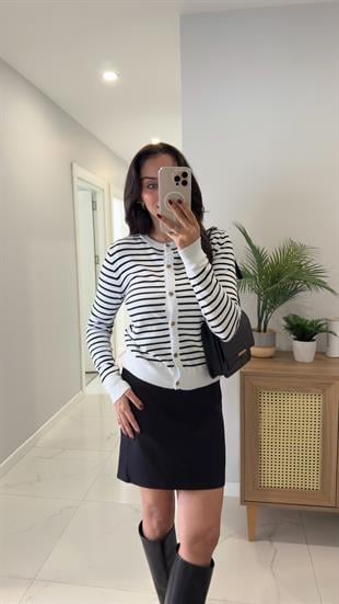 MD Wies Beyaz Siyah  Çizgili Hırka