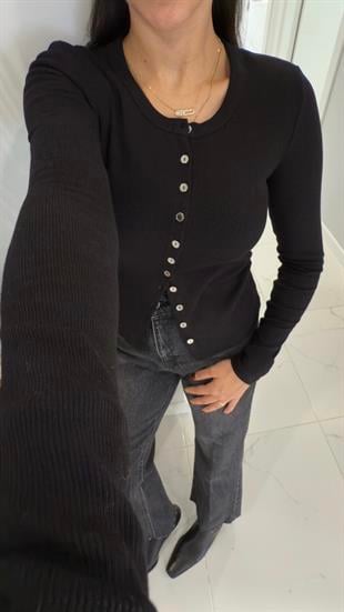 Mesta Siyah Düğmeli Bluz