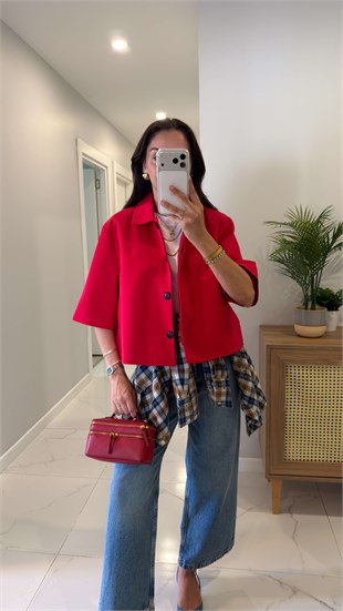 Milasa Kırmızı Oversize Crop Ceket