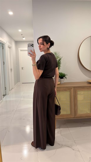 Milda Kahve Kruvaze Pile Kemerli Pantolon