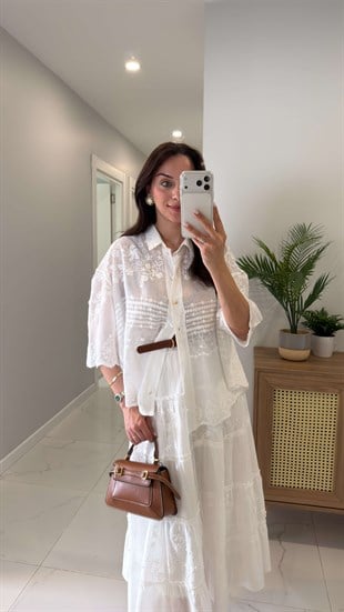 Milena Ekru Kısa Kollu İşlemeli İthal Gömlek