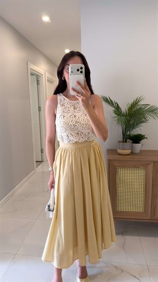 Mona Taş İşleme Detaylı Bluz