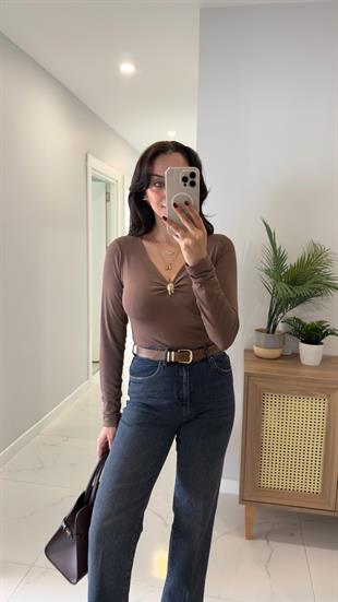 Moste Mocha Yakası Gold Toka Detaylı Bluz