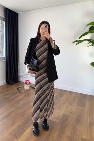Mulena Kahve Bej Desenli Maxi Boy Elbise