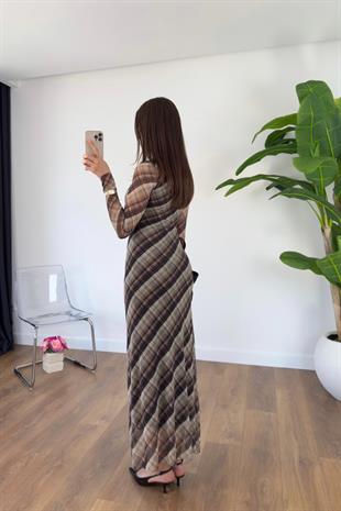 Mulena Kahve Bej Desenli Maxi Boy Elbise