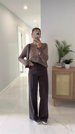 Olwen Acı Kahve Straight Jean