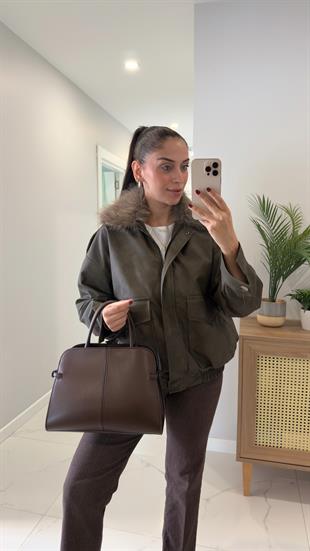 Onda Haki Çıkarılabilir Kürk Yakalı Deri Ceket