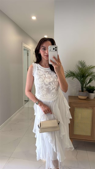 Onders Ekru Boncuk İşleme Detaylı Bluz