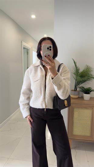 Oyna Bej Cep Detaylı Kaşe Ceket