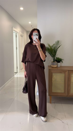 Oysh Virasta Kahve Dikiş Detaylı Bluz Pantolon Takım