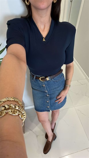 Peritta Lacivert Vatkalı Çıtçıtlı Bluz