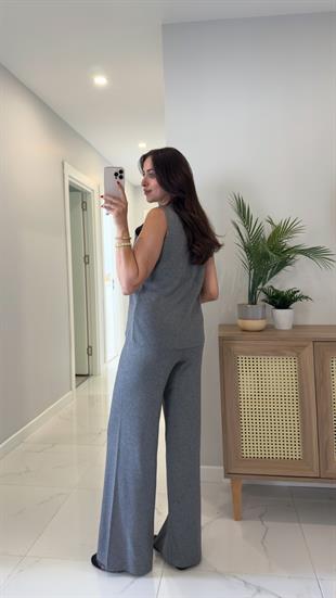 Perstone Gri Düğme Detaylı Yelek Pantolon Takım