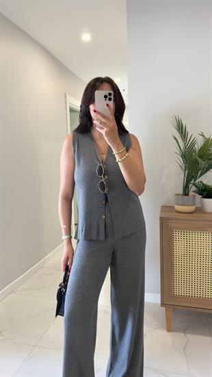 Perstone Gri Düğme Detaylı Yelek Pantolon Takım