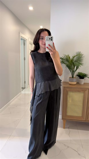 Petriz Siyah Garnili Bluz Pantolon Takım