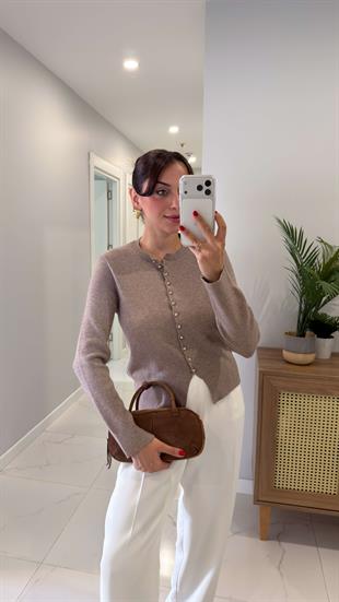 Portegra Bej Düğmeli Hırka