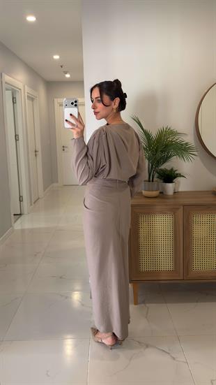 Pucca Vizon Burgu Detaylı Bluz Etek Takım